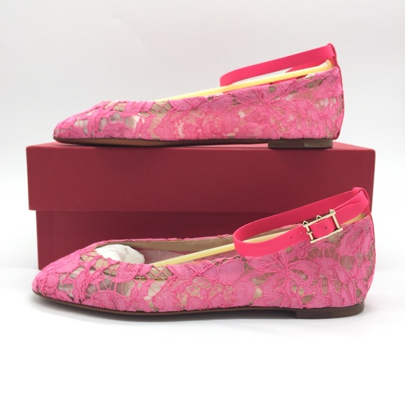 NIB Valentino Garavani Lace Ankle Strap Flats in Pink Size 38 - Picture 4 of 9